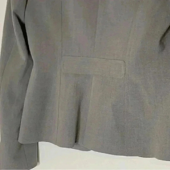 Calvin Klein light gray 2 button flap pocket blazer 4 - Picture 6 of 7
